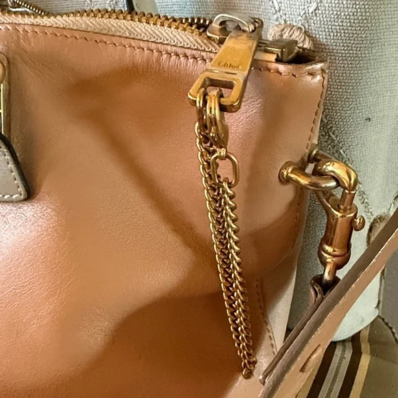 Chloe Baylee 2Way Satchel 🌟Stunning🌟 Bi-Color Leather Removable Adjustable Strap - Picture 6 of 16